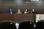 Acadêmicas de Direito na reunião da Mulher Advogada OAB