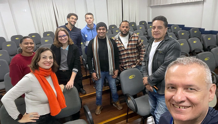 CESUFOZ fortalece formação em Administração com palestra institucional do CRA-PR