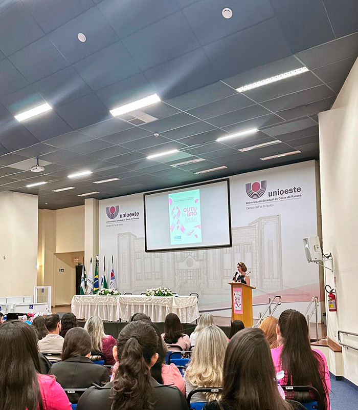 Outubro Rosa na Unioeste