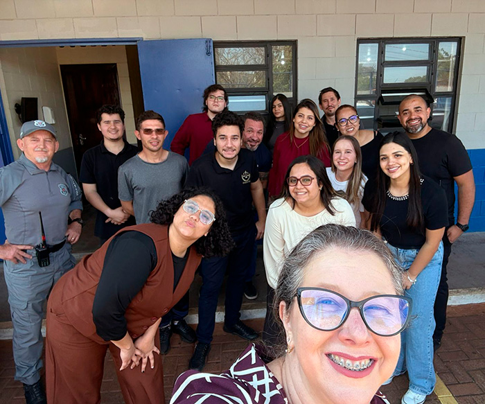 Alunos do Curso de Direito realizam visita técnica à PEF 2